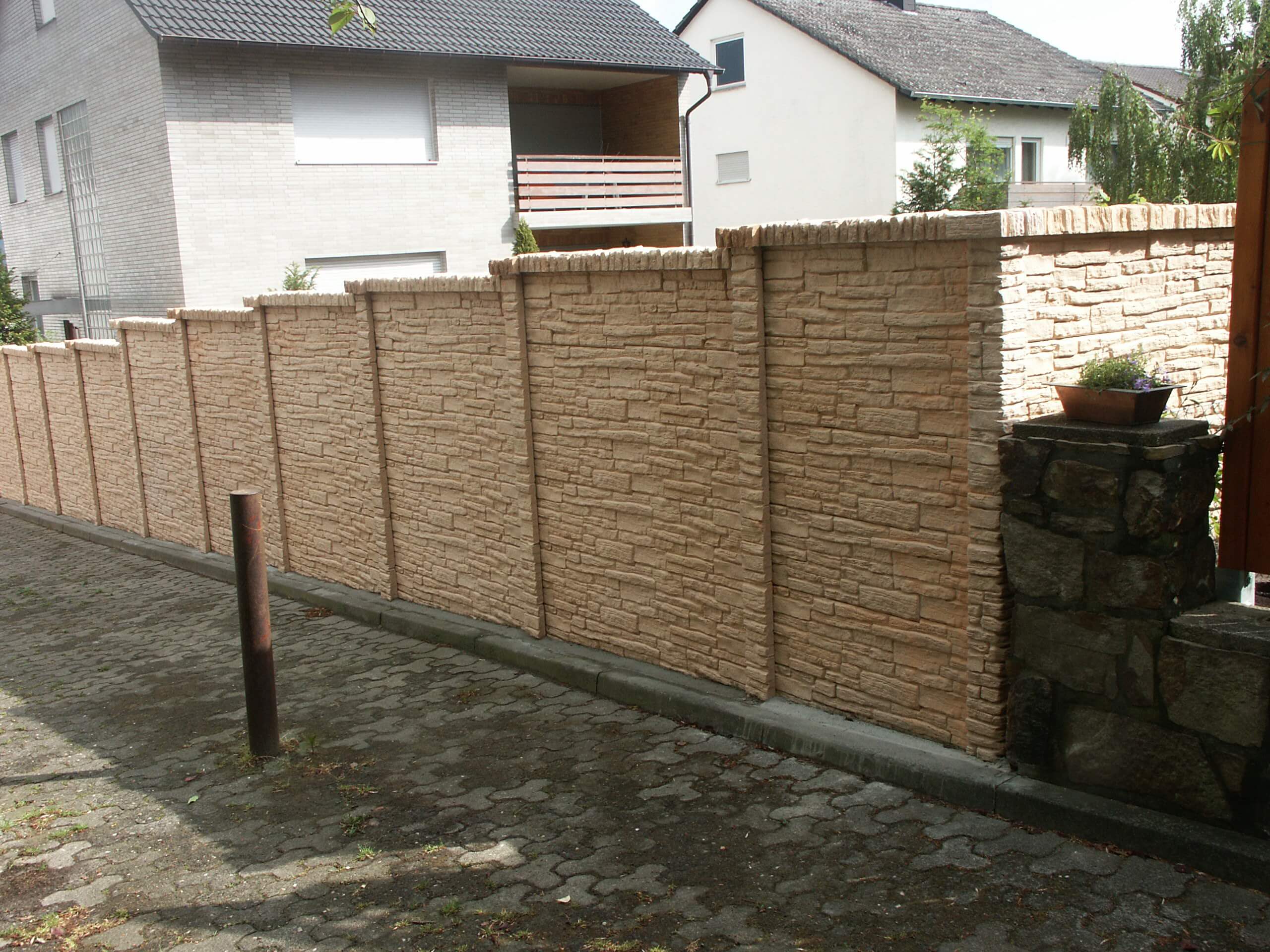 Betonzaun-Mediterran-Nostalgie-02