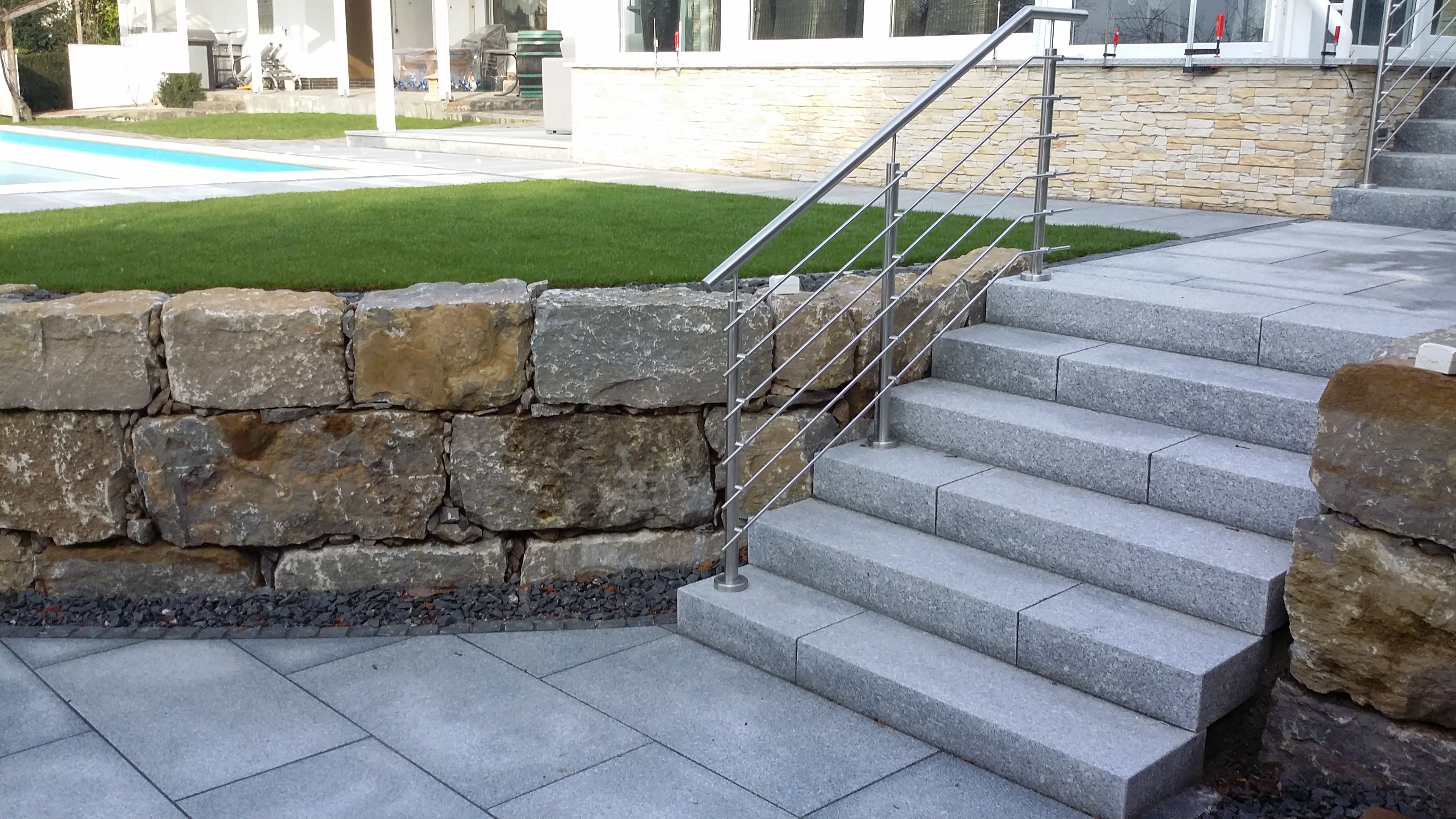 Beton- und Natursteinarbeiten
